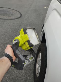 Ryobi light 40$