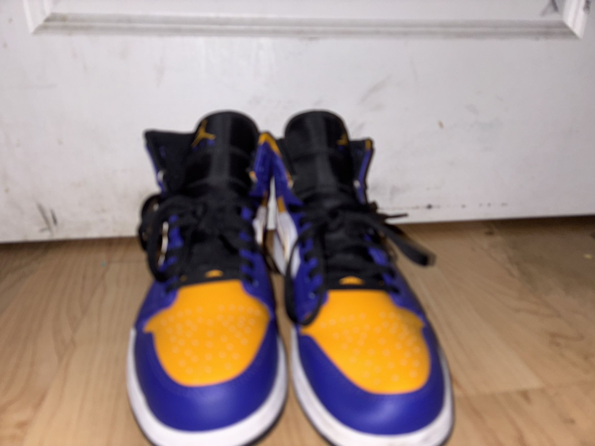 Air Jordan 1 Mid ‘Lakers’ DQ8426-517 Men’s 10.5