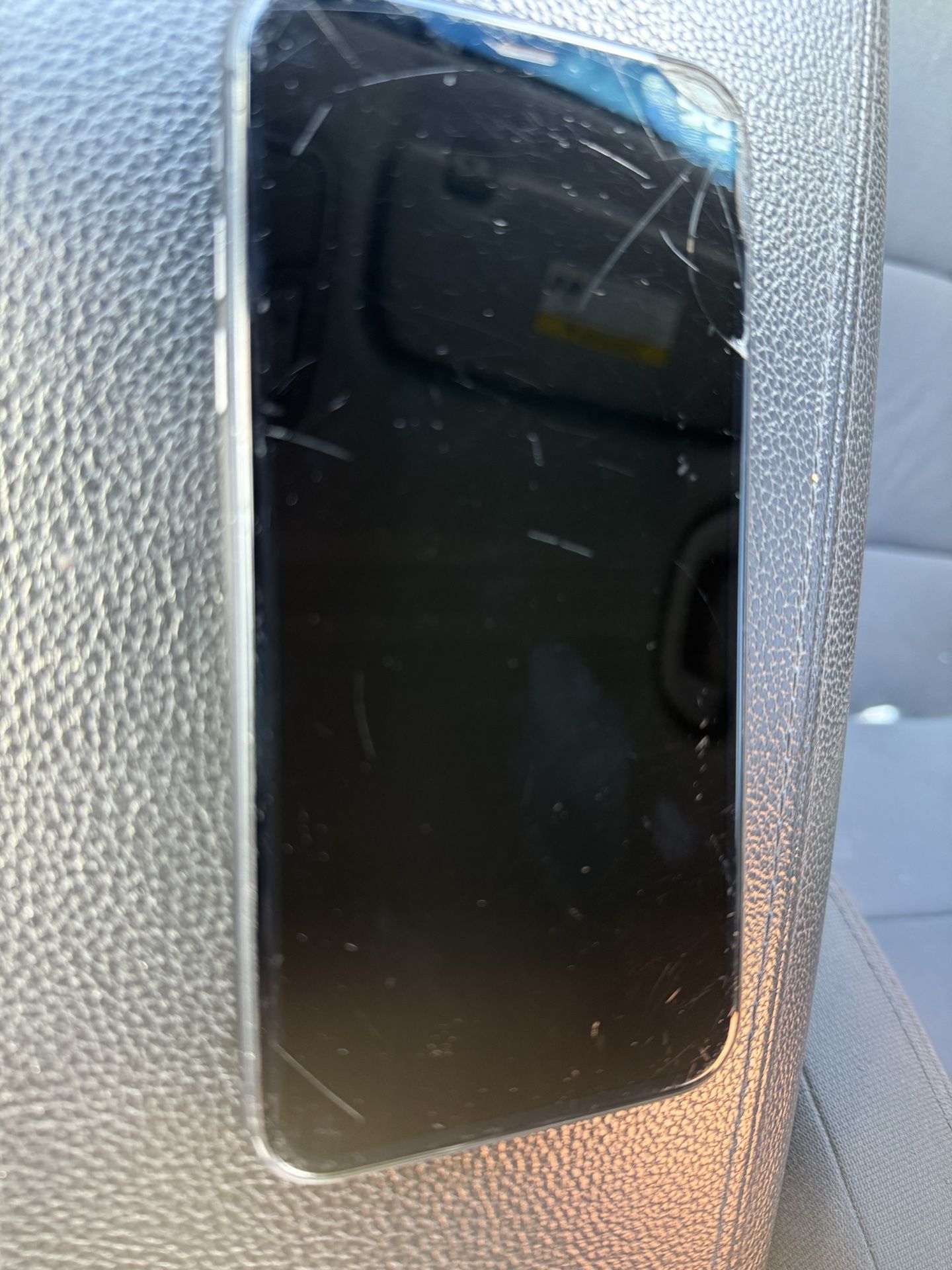 iPhone 11 Unlocked