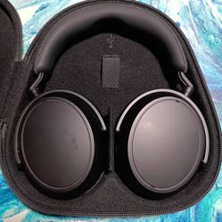 Sennheiser Momentum 4 Wireless Noise Cancelling Headphones