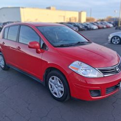 2012 NISSAN Versa Hatchback 