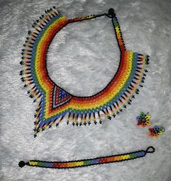 Joyería Mexicana Artesanal / Beaded Jewelry