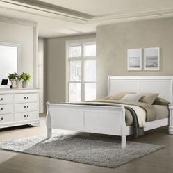 4 Pc Queen Bedroom Set With Queen Bed Frame Dresser Mirror And Nightstand On Sale Now Don't Miss