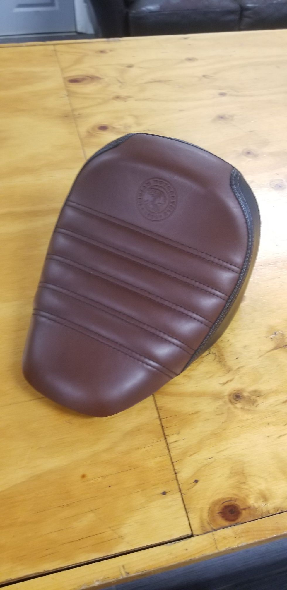 2018 indian scout bobber motorcycle seat