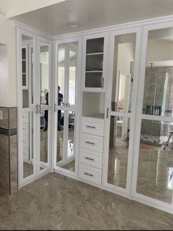 Custom Walk-in Closet