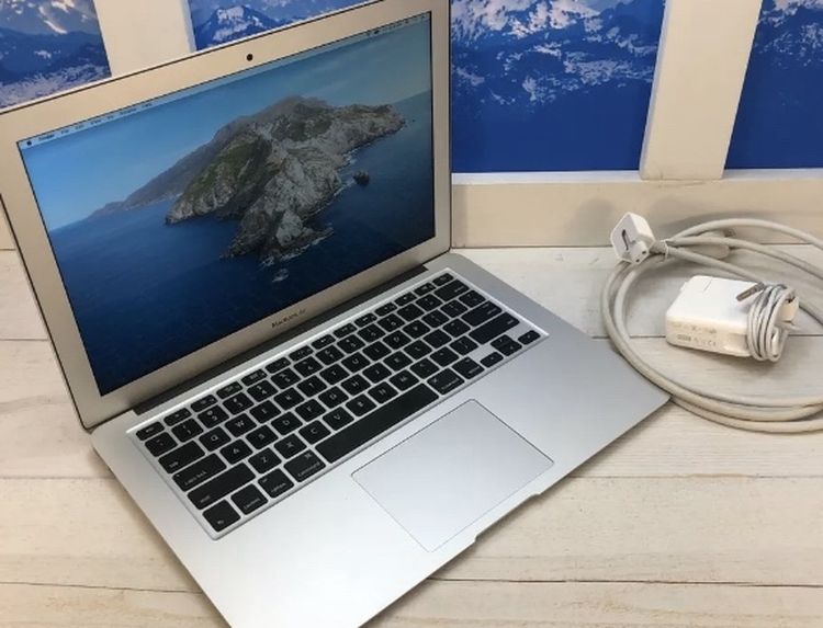 6# 2017 Apple 13" MacBook Air Laptop / 1.8Ghz Intel i5 / 8GB / 128GB Flash SSD / Intel HD Graphics 6000 1.5GB / Cycle: 159 /// PHOTOSHOP- ADOBE CS6