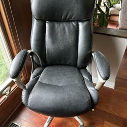 La-Z-Boy Alston Big & Tall executive chair