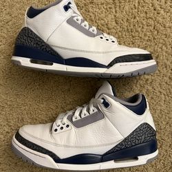Size 10 (Pre owned, no box) - Air jordan 3 retro midnight navy