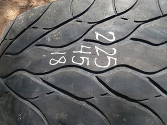 225 45 18 one good car tire for sale