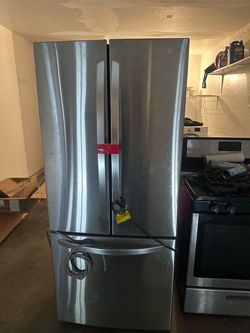 LG French Door Refrigerator- $450 OBO