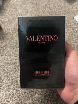 Valentino Born In Roma Coral Fantasy