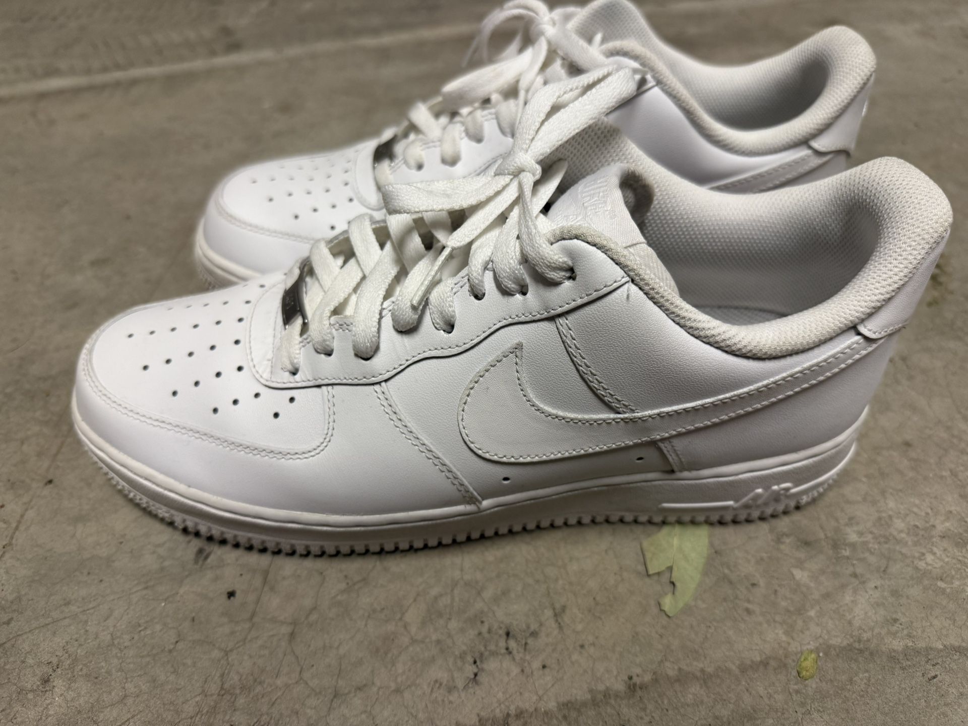 Whit Air Force 1 Size 11