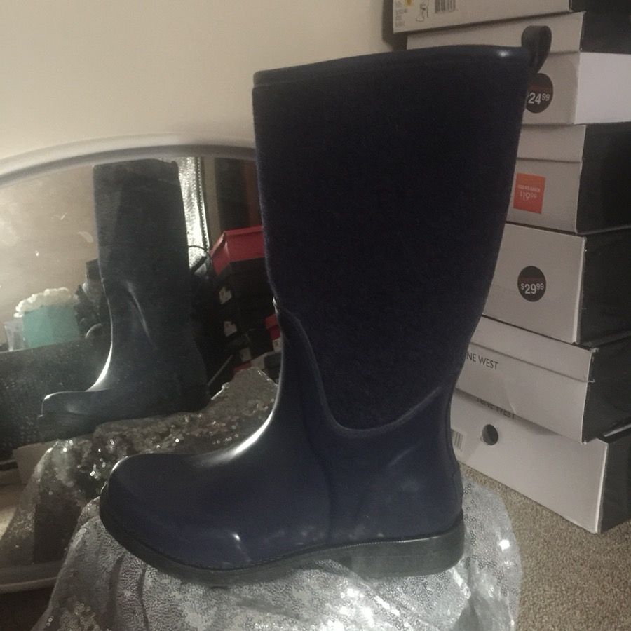 UGGs Navy blue and wool rain boots