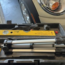 Laser Leveler With Tripod