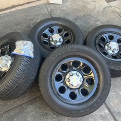 P265/60/R17 Goodyear Eagle Tires & Chevy Wheels (6) Lugs 