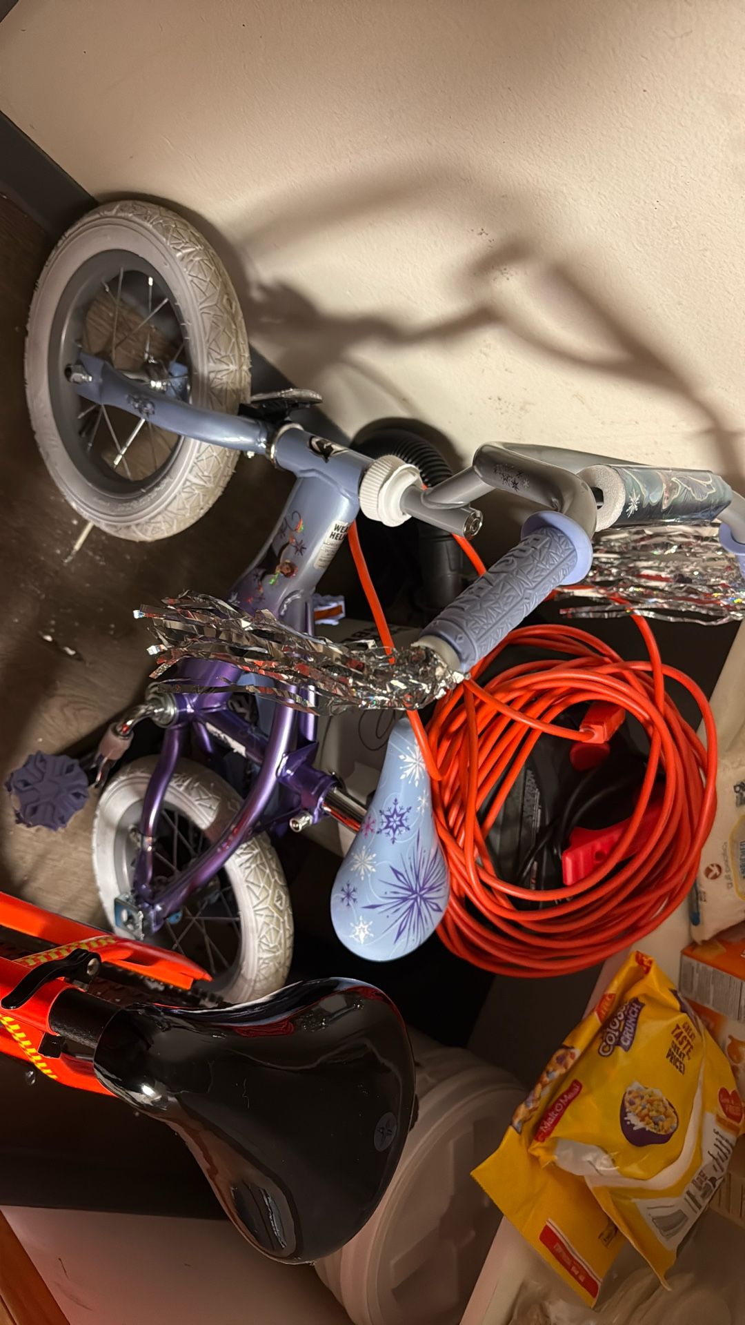 12” Frozen Bike Comes With Training Wheels If Needed