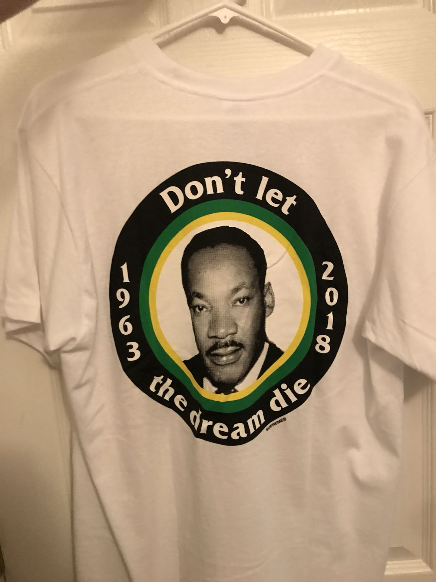 Supreme tee