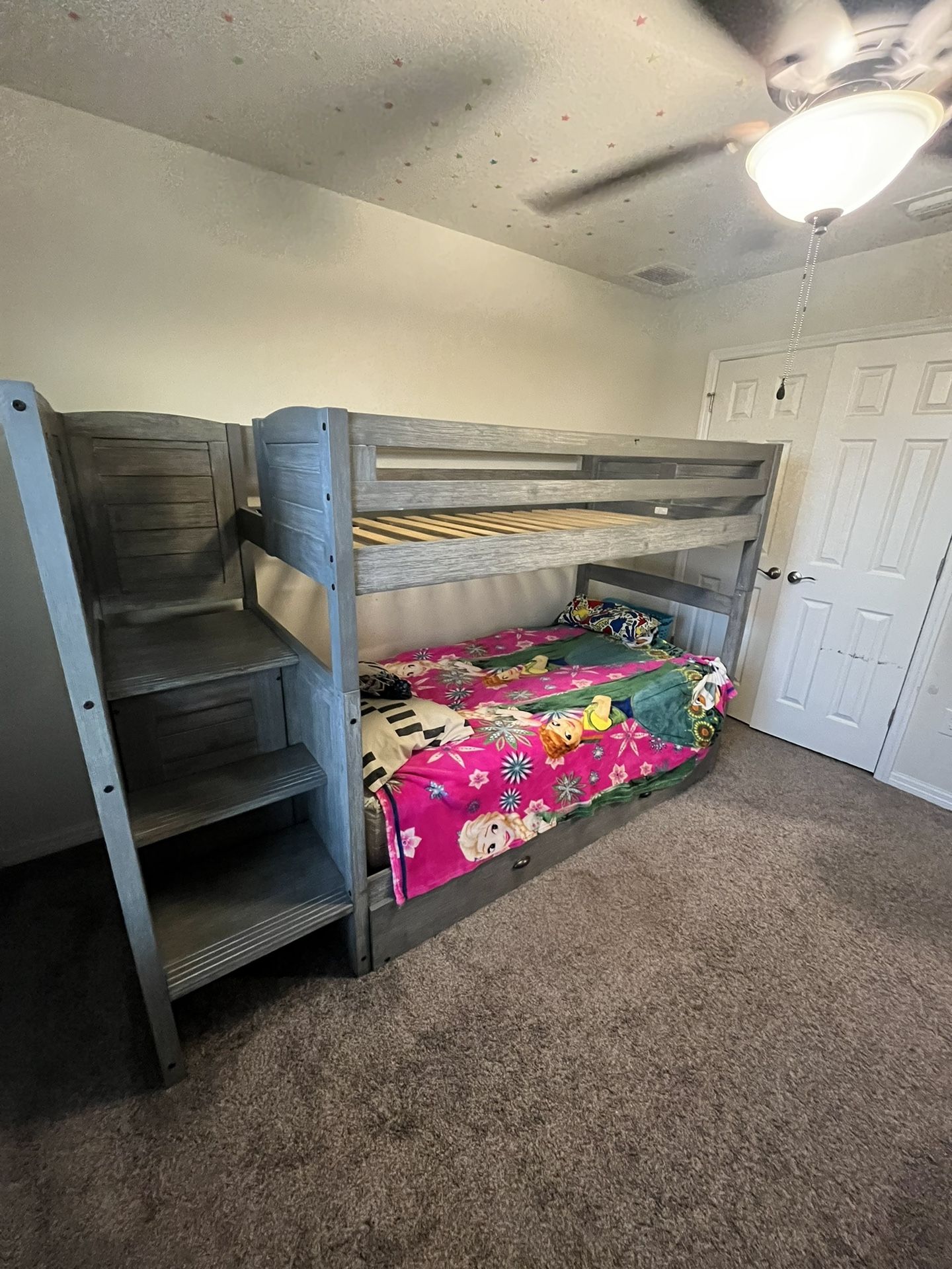 Bunk Bed/ Trundle Bed