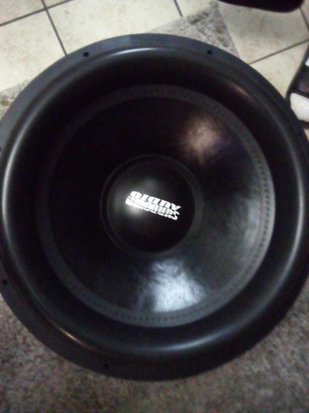 Brand New 18" Sundown Audio Subwoofer (X18 V3)
