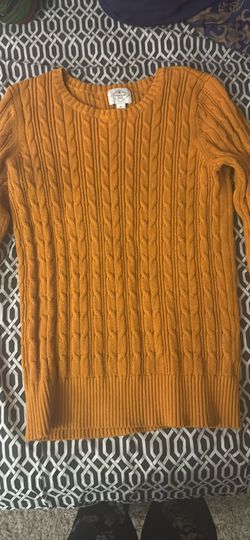 Women’s Cable Knit Sweater 