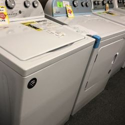 Whirlpool Set Appliance 5J6Y