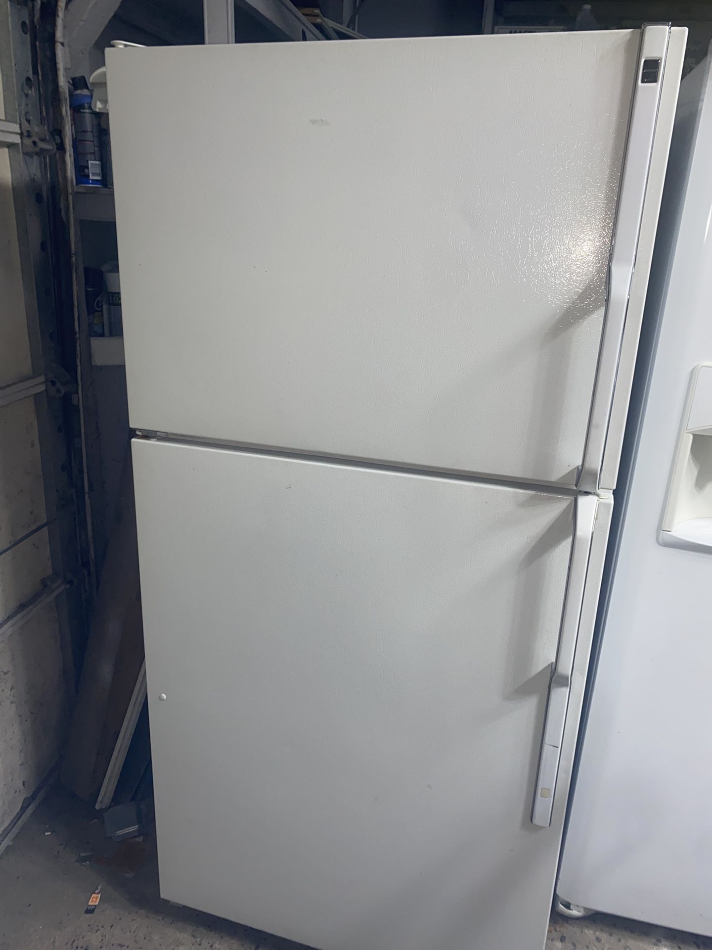 Hotpoint 31” Refrigerator