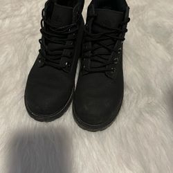 Timberland Boots. Black