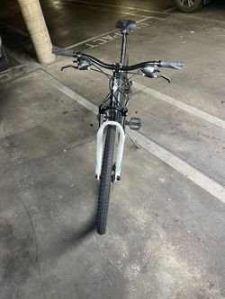 Specialized bike woman 👩  Medium size