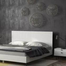 BED HEADBOARD “ONLY” WITH METAL BED FRAME