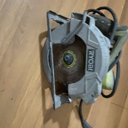 Ryobi Corded Saw $40
