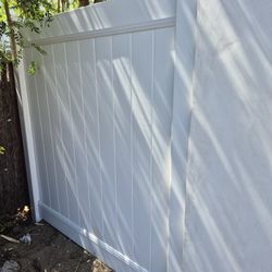 Vinyl Fence 