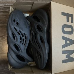 Adidas Yeezy Foam Runner Size 9