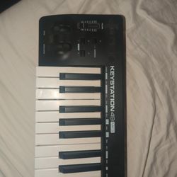 Midi Keyboard 