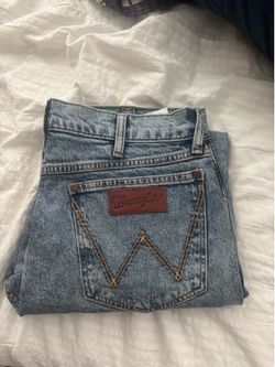 Men’s wrangler jeans 32x30. Worn Once.