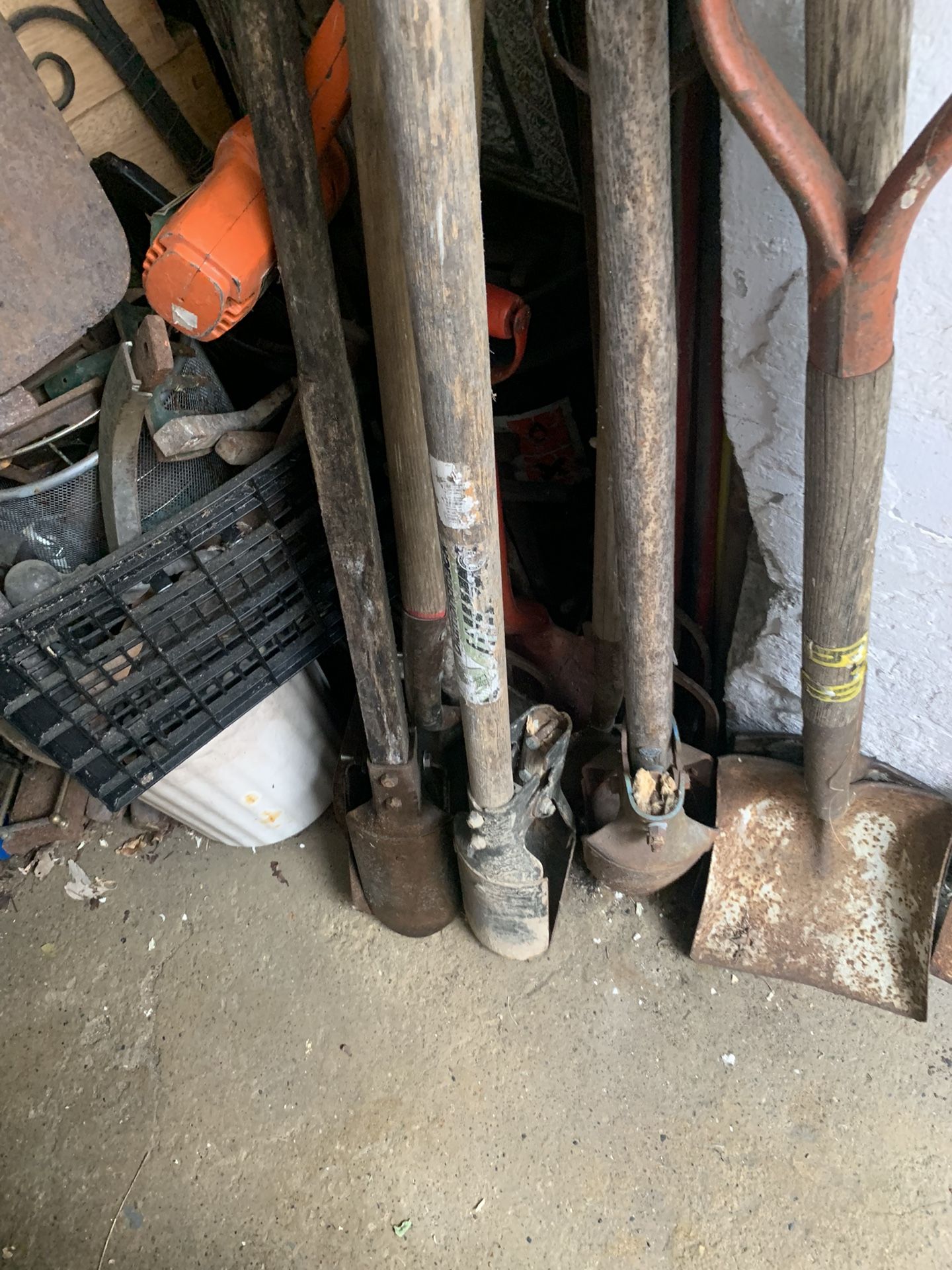 3Posthole Diggers