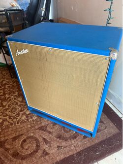 Custom Avatar Bass Cabinet in Blue Tolex w/Wheat Grill