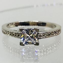 New 925 Silver Engagement Ring Size 7