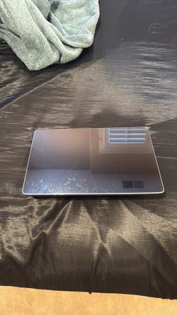 TESLA DISPLAY
