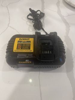 DeWalt Charger 6AMP 