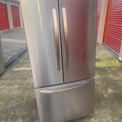 Refrigerator Kenmore 