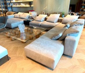 Minotti Freeman Leather Sofa