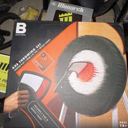 Black Series Axe Throwing Set