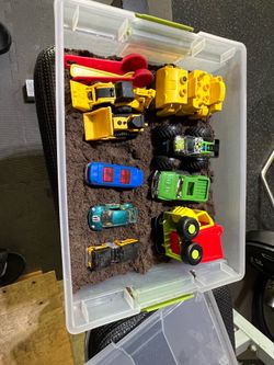 kinetic sand and play toys