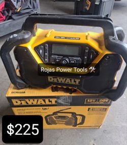 DEWALT 20V BLUETOOTH RADIO