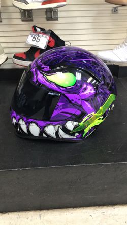 icon motorcycle helmet!