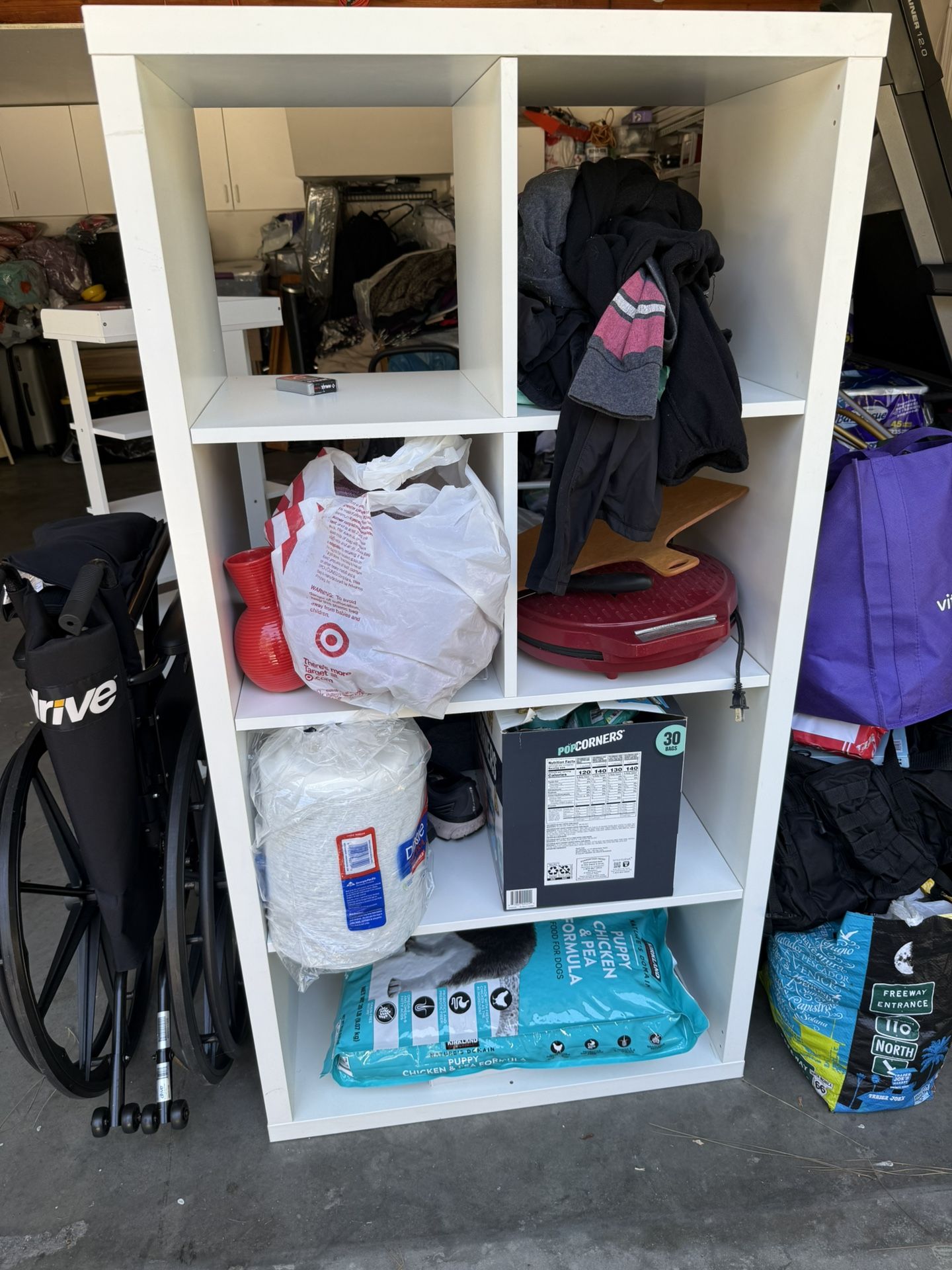 White cube Storage Organized