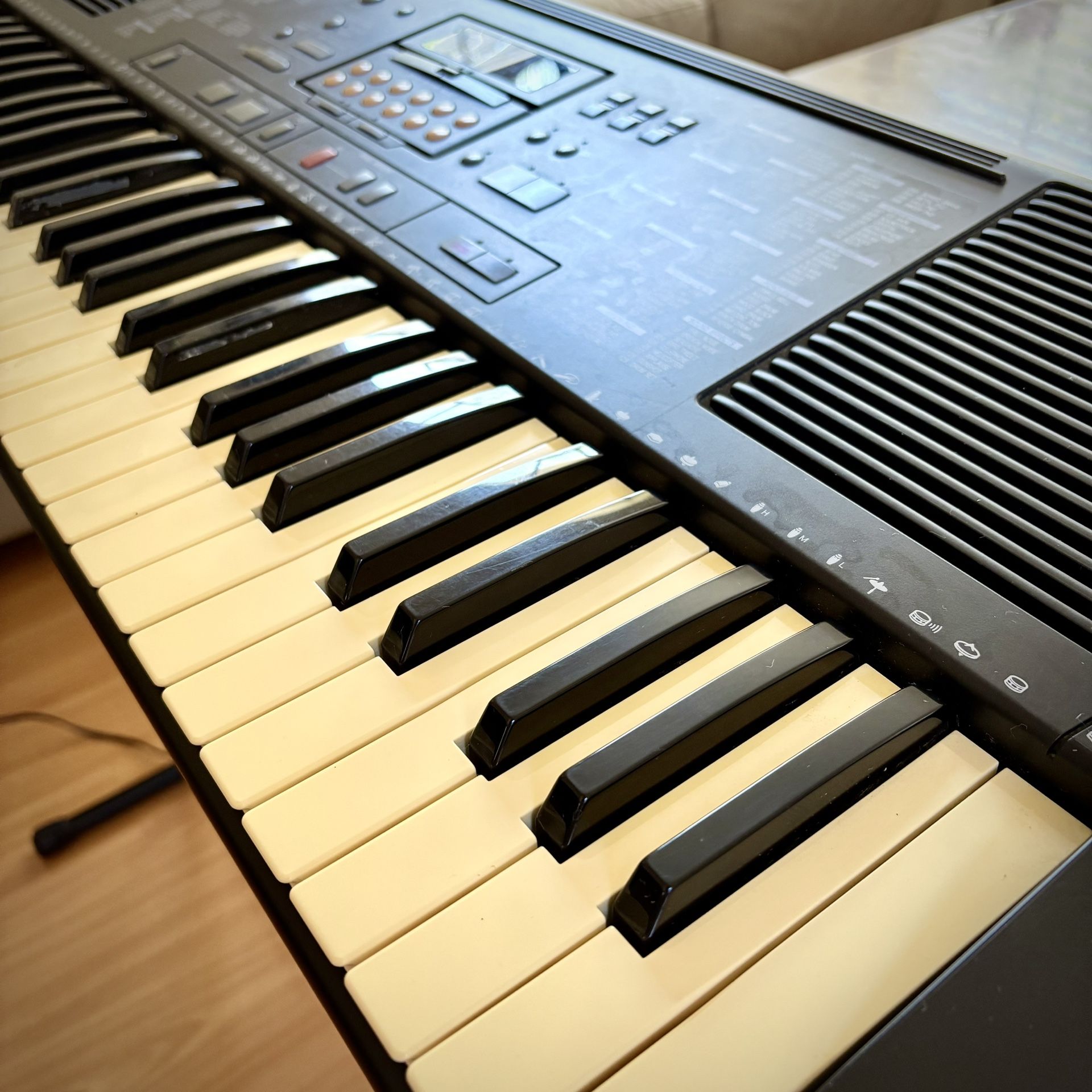 Panasonic KZ250 PCM Digital Keyboard Piano