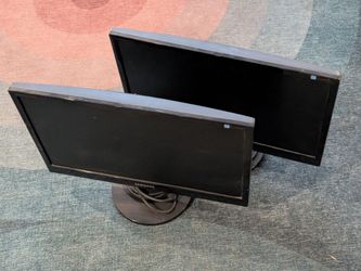 2 Samsung monitors