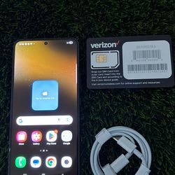 Samsung Galaxy S22 5g. Like New And Unlocked! Free 1 Month Verizon.