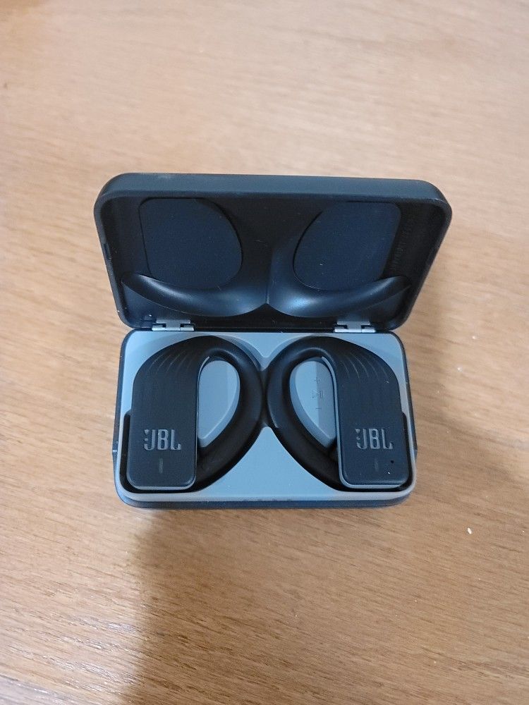 JBL Wireless Headphones